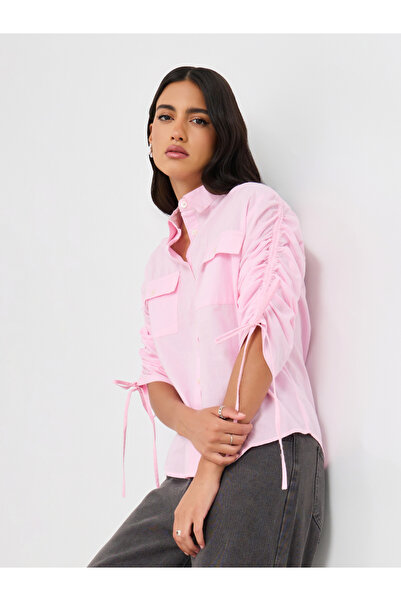 Styli قميص سادة بأكمام برباط ومقاس كبير مع تفاصيل جيوب