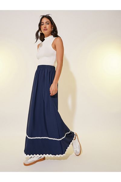 Styli Solid Lace Trim A-Line Maxi Skirt