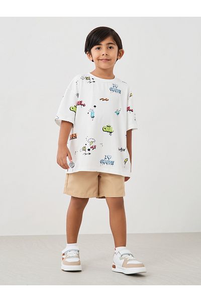 Styli All-Over Graffiti Print Short Sleeve Oversized T-Shirt