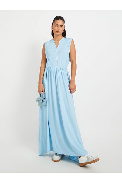 Styli Solid V Neck Button Detail A-Line Maxi Dress
