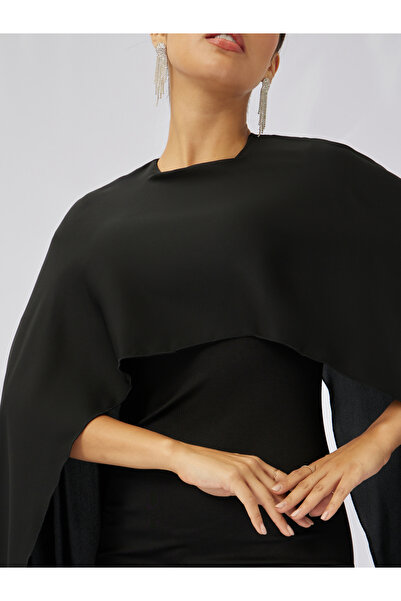 Styli Solid Cape Sleeve Cape Maxi Dress