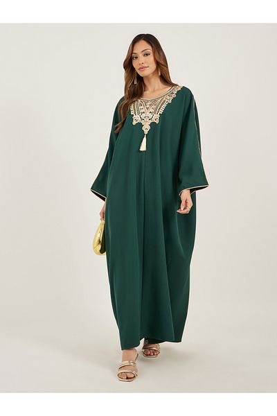 Styli Lace Detail Round Neck Kaftan