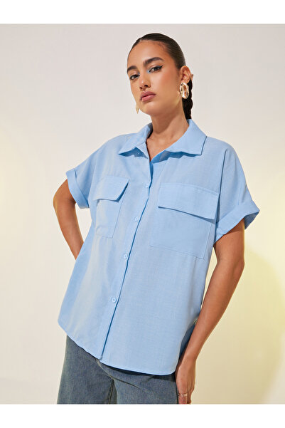 Styli قميص سادة بأكمام قصيرة وياقة واسعة