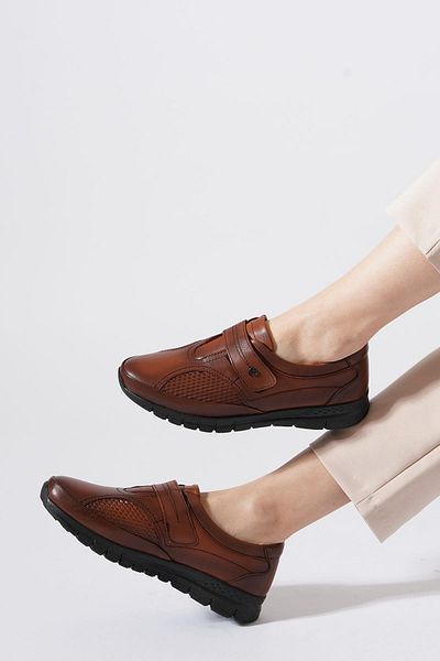 Moda Pie Nera Velcro Bone Protrusion Genuine Leather Women's Shoes Tan Skin