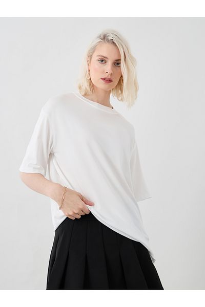 Styli Slogan Print Round Neck Oversized T-Shirt