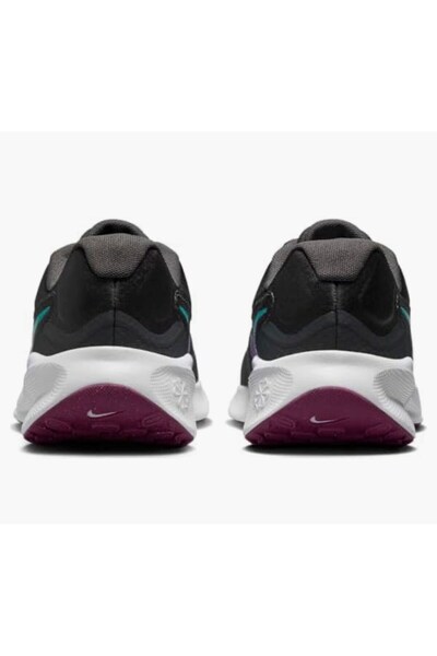 Nike REVOLUȚIE 7 FB2208-011