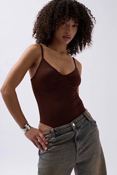 ESSE BUTİK Плисирано боди с презрамки отпред