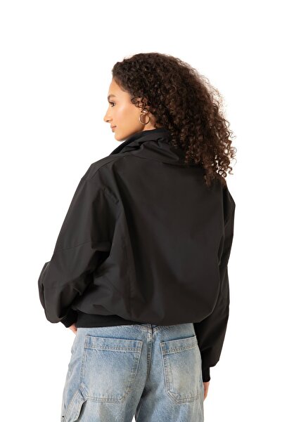 Montup Μαύρο Αδιάβροχο και Αντιανεμικό Oversize Crop Γυναικείο Αδιάβροχο Αντιανεμικό - Stand Collar Seasonal