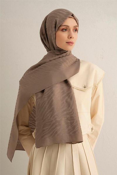 Armine Pamora Shawl 1 05