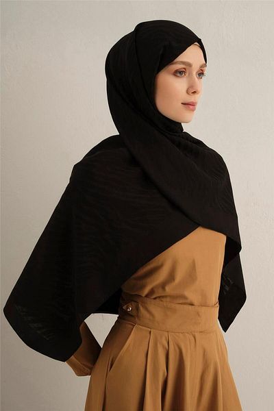 Armine Pamora Shawl 1 03