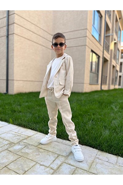 aynuraa Boy's Linen Suit.