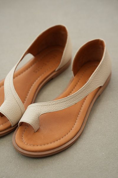 selinshoes Herby Asymmetrical Cut Flip Flops Genuine Leather Women's Sandals - Ecru