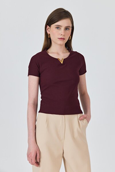 Rays Tricou tricotat cu detaliu accesoriu pentru guler roșu Claret 2224