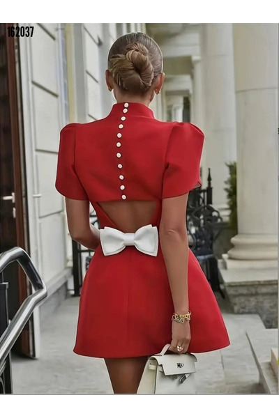 Modayakamoz Kadın Kısa Kollu Balıkçı Yaka Arkadan Kelebek Dekolte Detaylı Kıs...