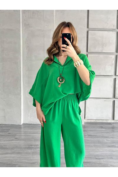 Coral Necklace V-Neck Blouse Trousers Suit Green