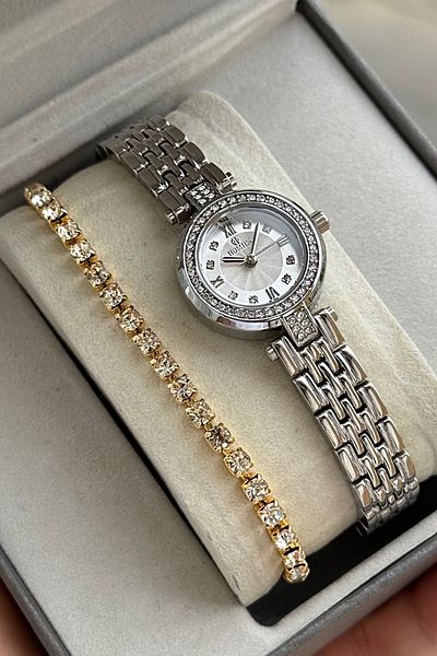 Homies Women's Wristwatch Small Case with Stones for Engagement and Wedding Gift Box with Bracelet Gift.