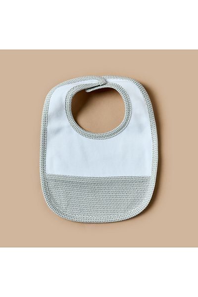 giggles Printed Muslin Bib With Button Closure
