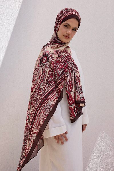 Qef Deluxe Summer Shawl Jade Claret Red