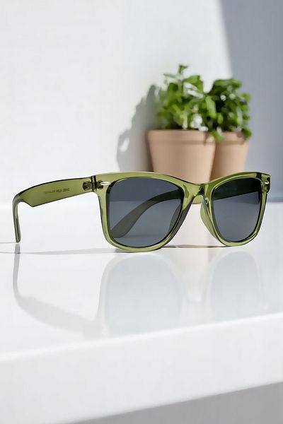 Daniel Klein Original 100% Polarized Uv400 Protection Green Color Wayfarer Unisex Sunglasses Dkg6271C5