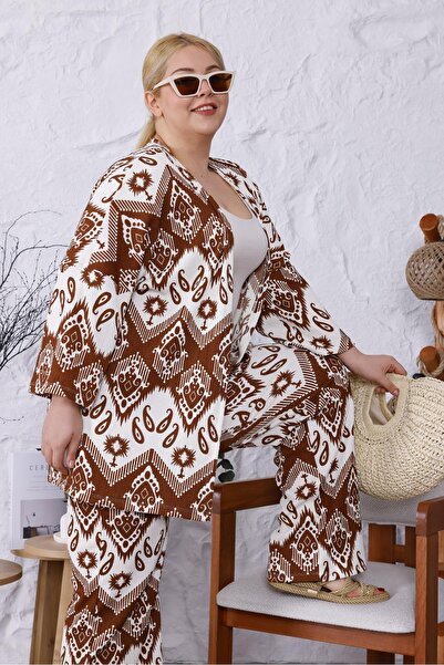 Siyezen Large Size Paisley Pattern Kimono Set