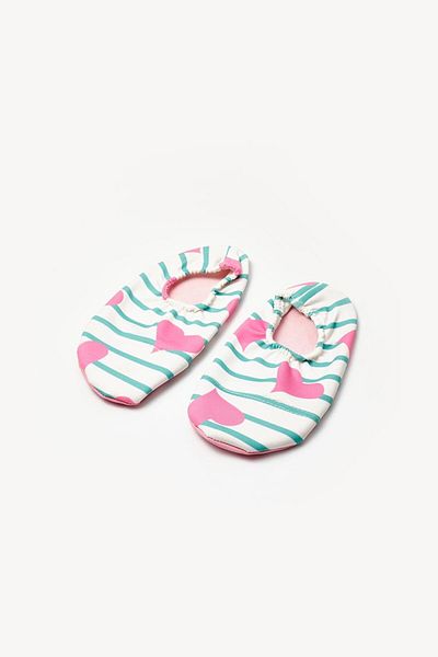 Le Mabelle Pink Heart Patterned Girl's Sea and Pool Shoes