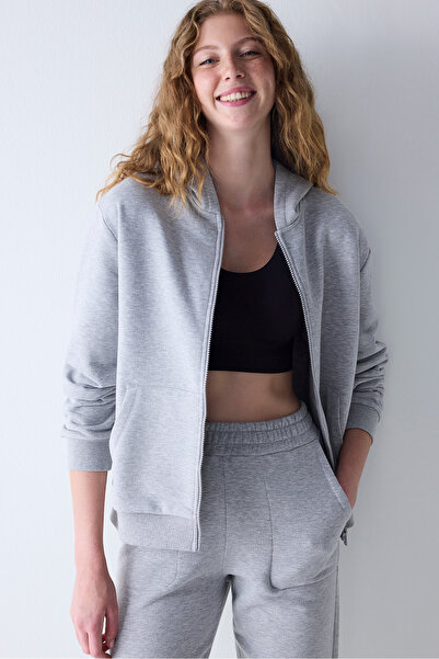 Penti Melange Gray Sweatshirt - Raised Zipper and Pocket Detail