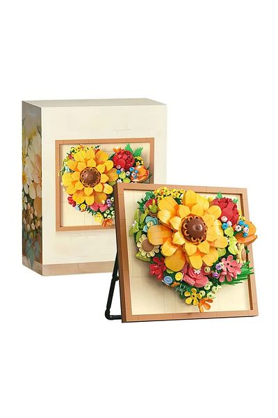 OBRO 3D Botanical Construction Set for Adults, Heart, Flower Frame, Plastic, 781 Pieces, Yellow