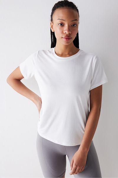 Penti Lockeres T-Shirt aus Modal mit Rundhalsausschnitt in Off-White