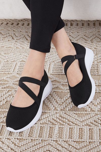 TOFİSA Women's Black and White Elastic Mesh Sports Shoes - 24929