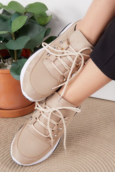 TOFİSA Pantofi sport de damă bej cu talpă înaltă - 26485
