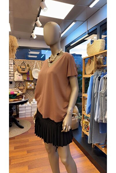 DOLCE QUEEN Women's V-Neck Loose Cut Blouse