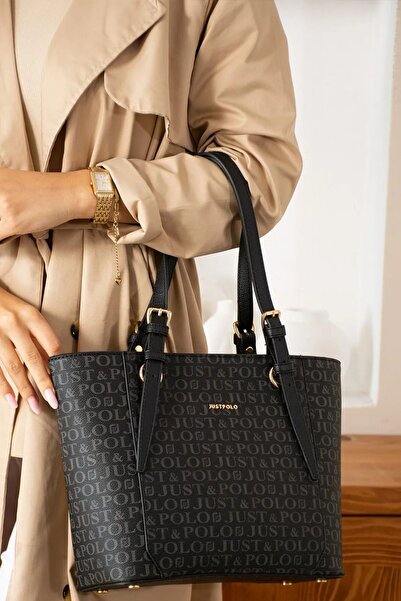 Just Polo حقيبة كتف نسائية مونوغرام