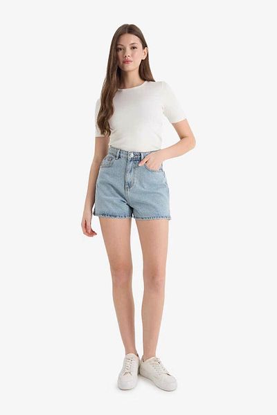 DeFacto Mom Fit High Waist Crop Fit Jean γυναικείο σορτς γαλάζιο E0928AX/NM39