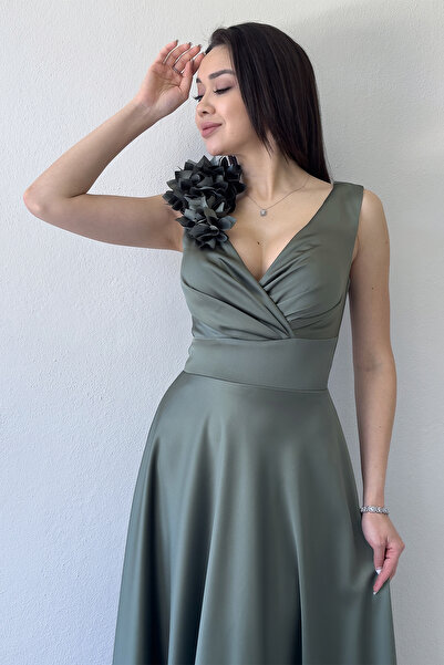 the ZKS Γυναικείο βραδινό φόρεμα με διπλό γιακά με λουλούδια ώμου Λεπτομερές σατέν φόρεμα Χακί, Μπορντό, Βρεφικό Μπλε