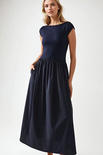 Hiccup Контрастна сукня міді