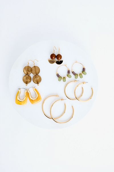 Penti Natürliches Goldfarbenes Ohrring-Set
