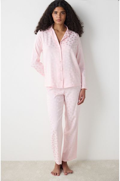 Penti Pink Heart Satin-Hemd-Hosen-Pyjama-Set – Penti Loves Paris Collection
