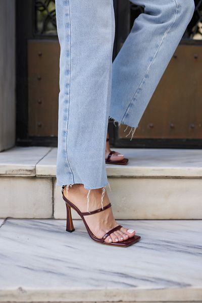 ANGELİNA JONES Cordeli Women's Burgundy Patent Leather Single Strap Heel Sandals