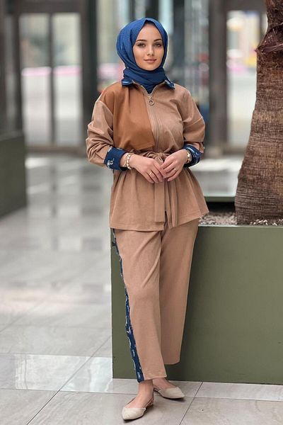 Ghisa طقم بنطلون بياقة وأكمام من الجينز