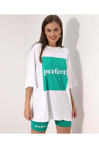 Stayele Perfect Oversized T-Shirt and Shorts Set