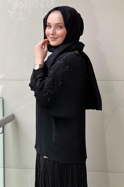 Ghisa Guipure Sleeves Accordion Tunic