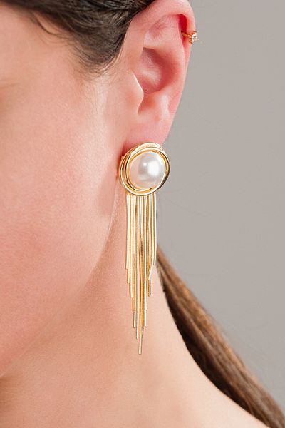 LUCİ LONTANE Tassel Pearl Earrings