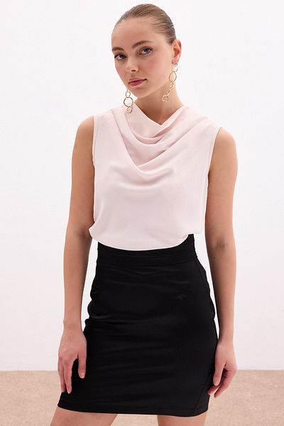 Sateen Flounce Collar Sleeveless Blouse - Powder
