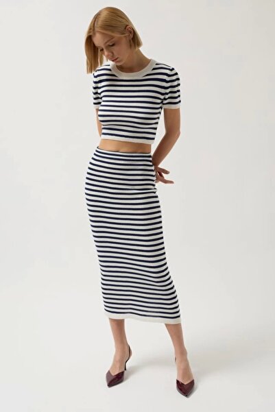 ESSE BUTİK Striped Crew Neck Crop