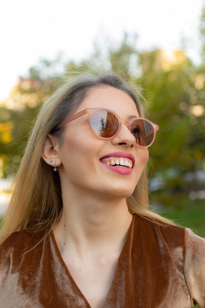 By Donetto Women's Cream Sunglasses