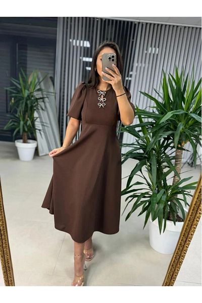 Afiş Butik Φιόγκος Λεπτομερές μισό μανίκι φόρεμα με χαμηλό κούφιο μπούστο