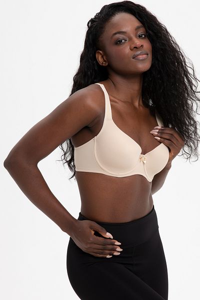 Almila Shaping Underwire (WIRE) Gathering Basic Soft Cup Bra 2602