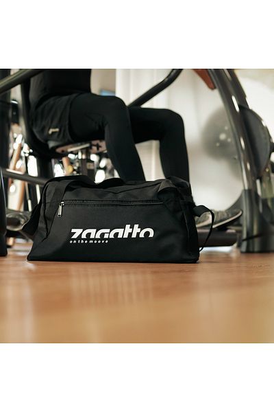 zagatto Unisex Sports & Travel Bag Fit Air Black 45x25x20 Cm With Adjustable Strap Zg843