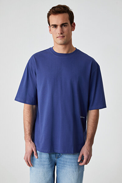 GRIMELANGE MAINE Ανδρικό μπλουζάκι με λεπτομέρεια από 100% οργανικό βαμβάκι Oversize Crew Neck Blue T-Shirt