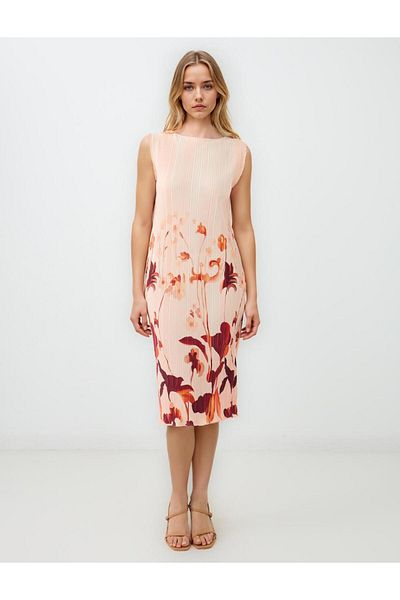Jimmy Key Rochie midi tricotată cu decupaj drept, roz somon, cu decolteu deschis, fără mâneci, cu imprimeu floral